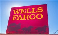 Wells Fargo Sign and Logo — Stock Editorial Photography