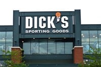 Columbus,Ohio-USA June 20,2019: Dick's Sporting Goods, Inc. is an American sporting goods retail company, based in Coraopolis, Pennsylvania. — Stock Editorial Photography