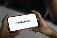 Dhaka, Bangladesh- 24 Sep 2024: The Trade Desk logo is displayed on smartphone. — Stock Editorial Photography