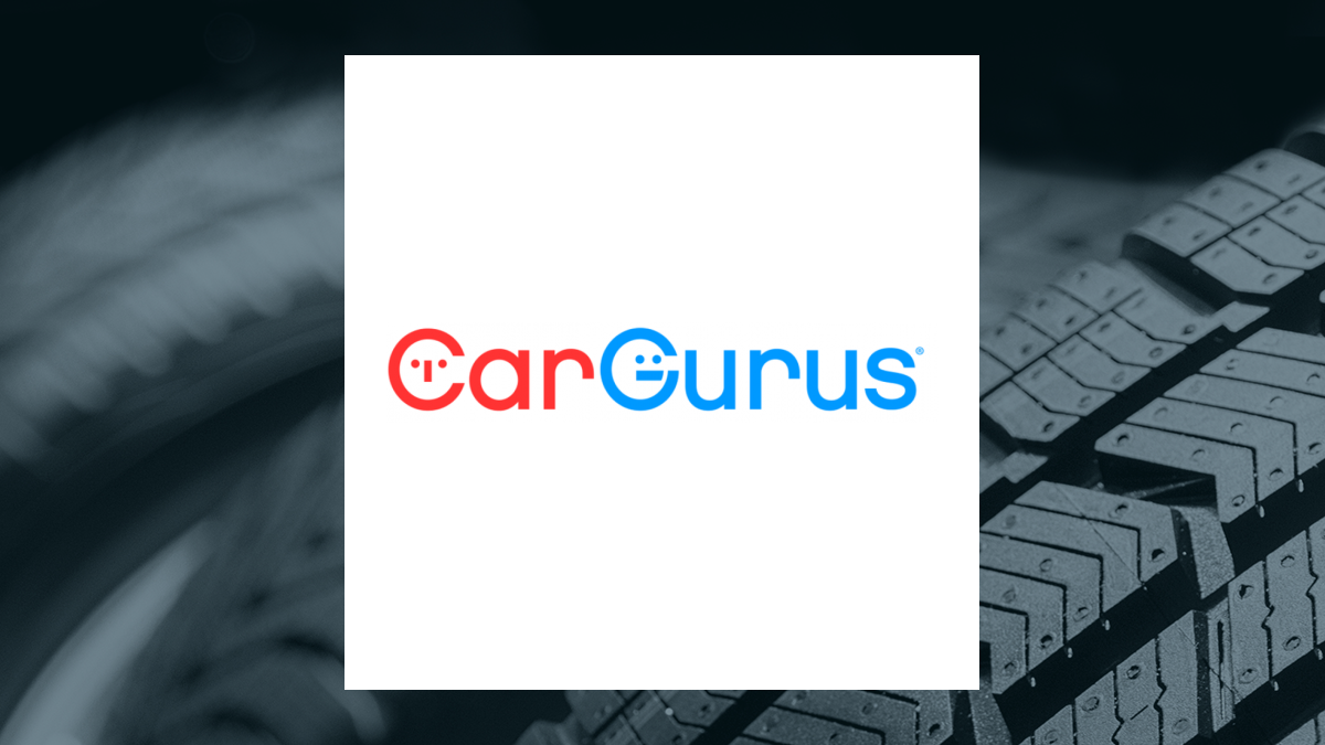 CarGurus logo with Auto/Tires/Trucks background