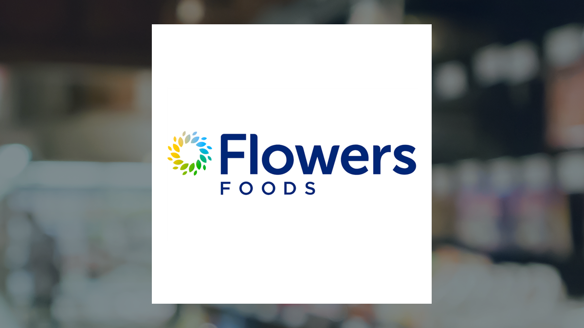 Quadrant Capital Group LLC Acquires 7,648 Shares of Flowers Foods, Inc. (NYSE:FLO)