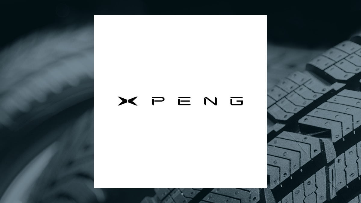 XPeng logo with Auto/Tires/Trucks background